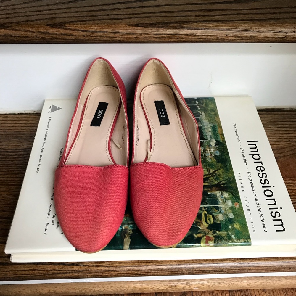 Red BDG Flats